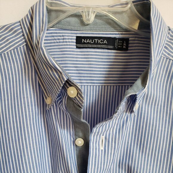 Nautica - Mens Blue and White Stripe Button Down Cotton Shirt.  Size Large - Picture 4 of 7